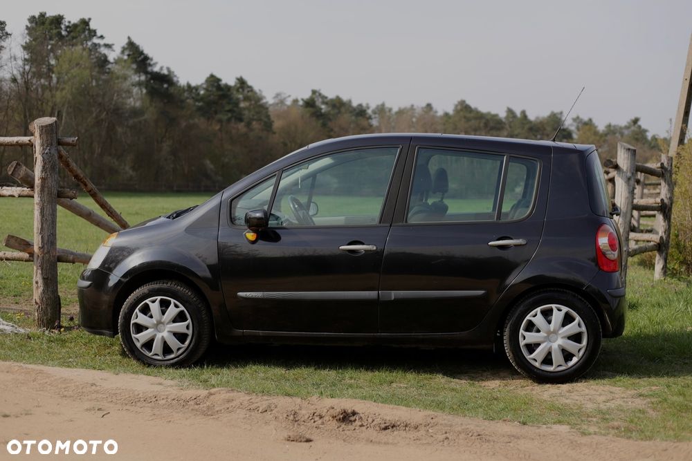 Renault Modus 1.6 16V Cite - 10