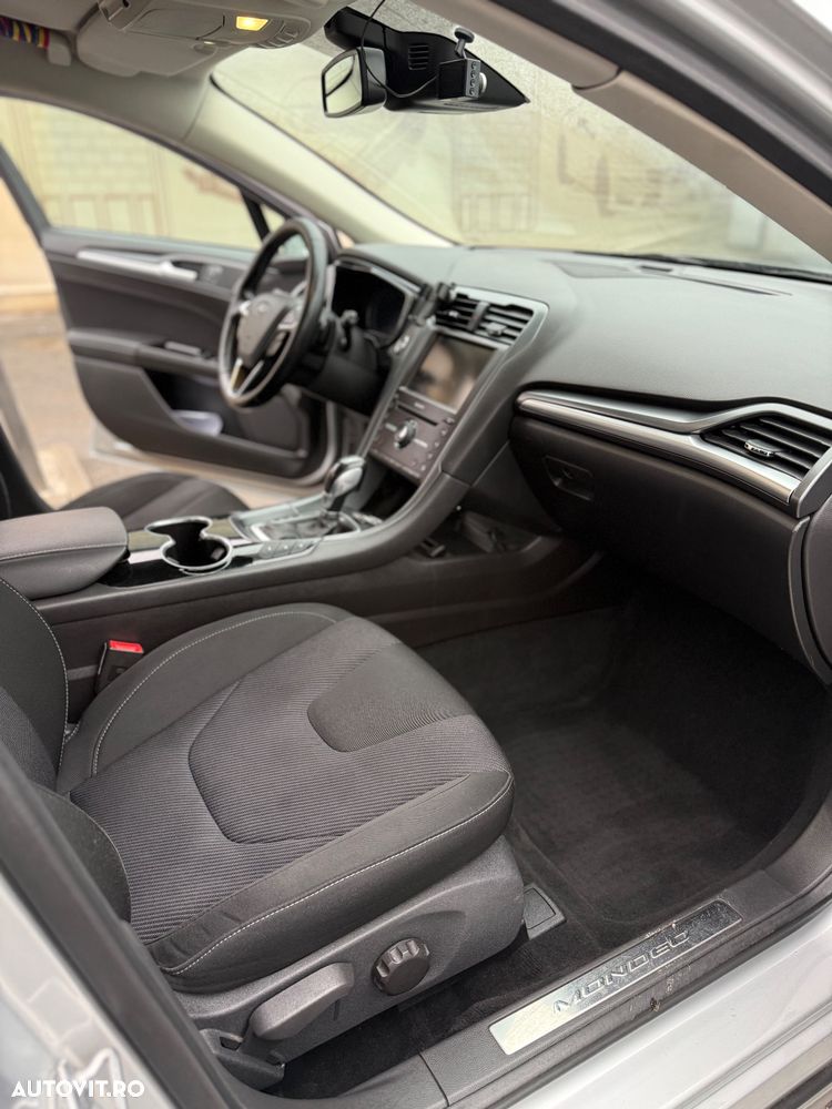 Ford Mondeo 2.0 TDCi Powershift Titanium - 16