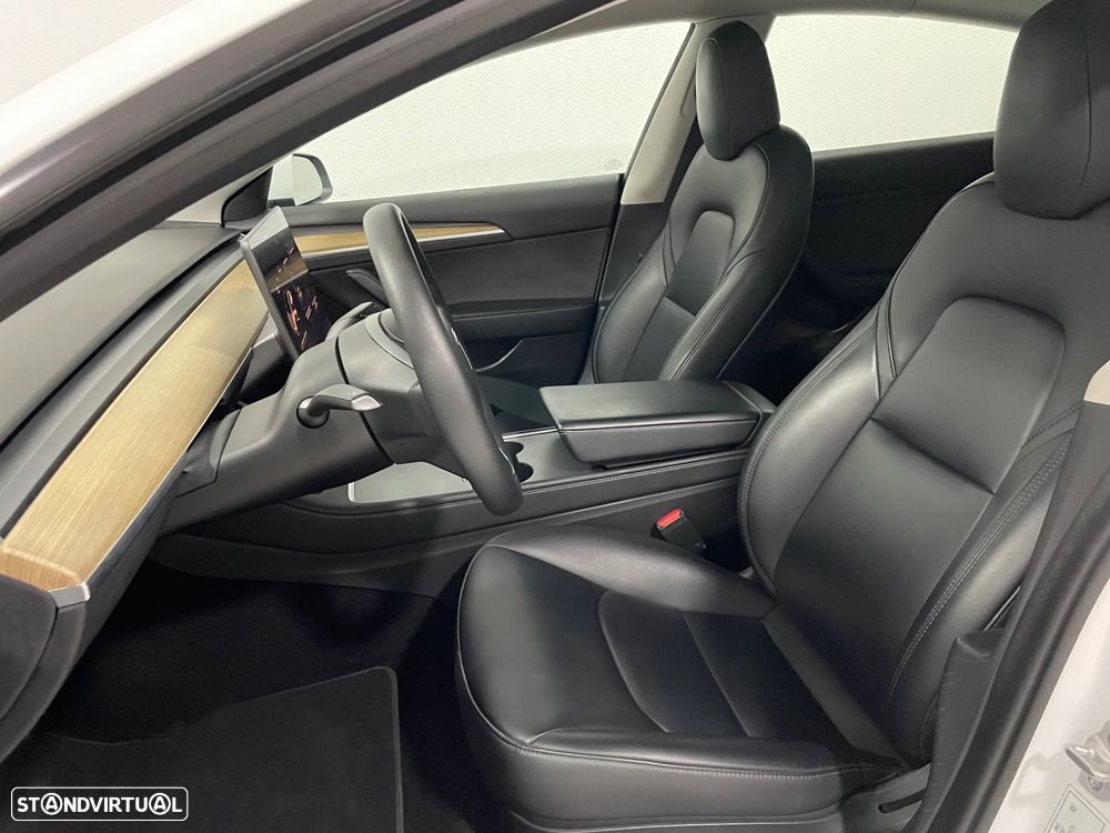 Tesla Model 3 Long Range Tração Traseira - 7