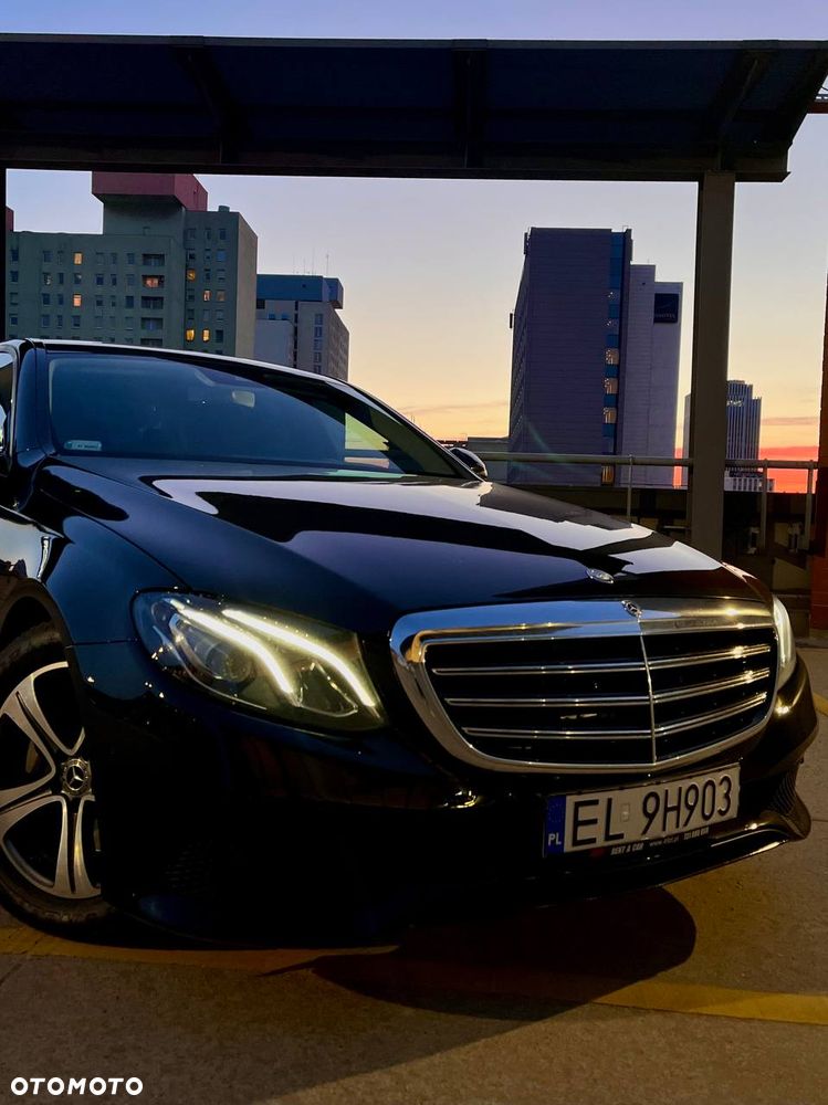 Mercedes-Benz Klasa E 220 d 4-Matic 9G-TRONIC - 1