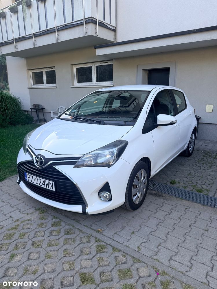 Toyota Yaris 1.33 Premium EU6 - 1
