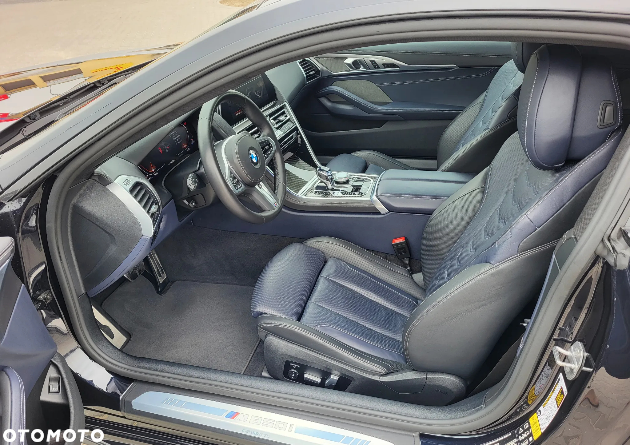 BMW Seria 8 M850i xDrive - 16