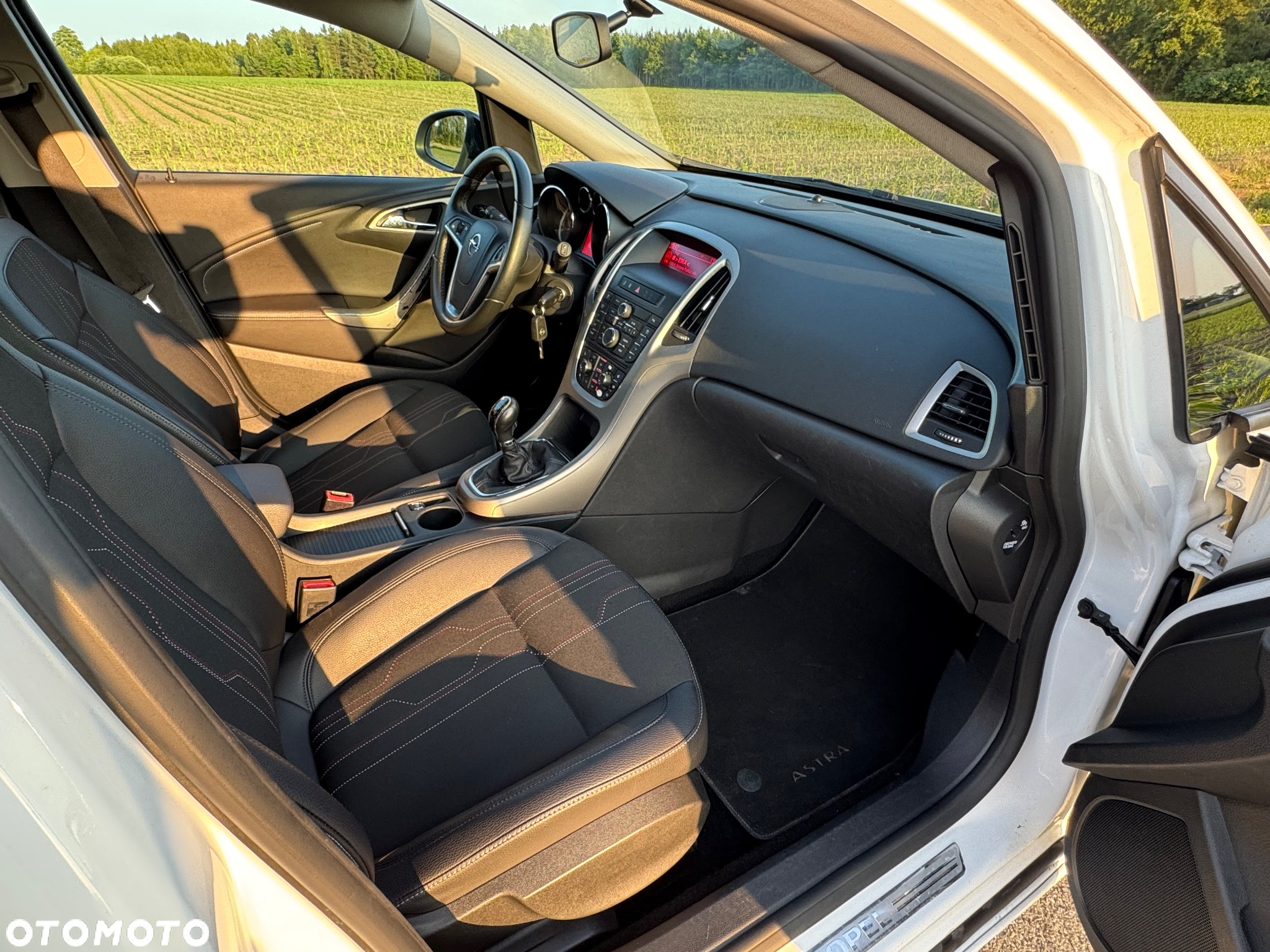 Opel Astra - 16
