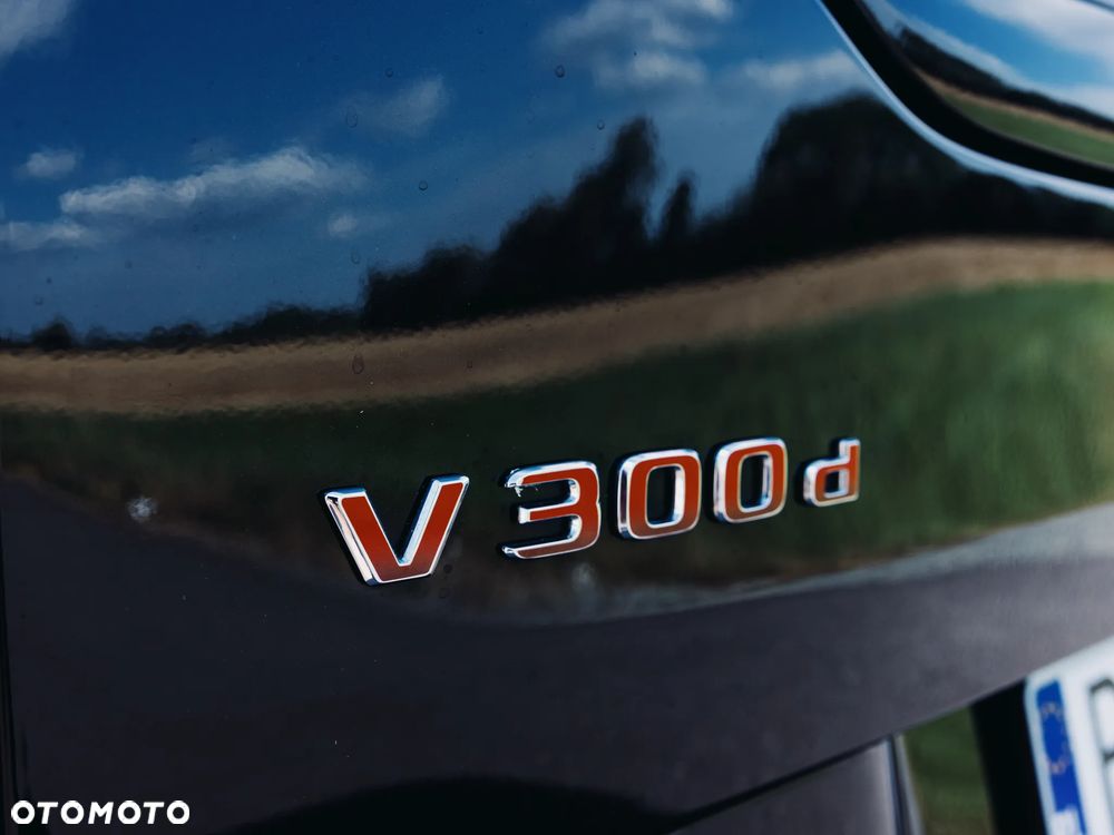 Mercedes-Benz Klasa V 300 d 4-Matic 9G-Tronic - 18