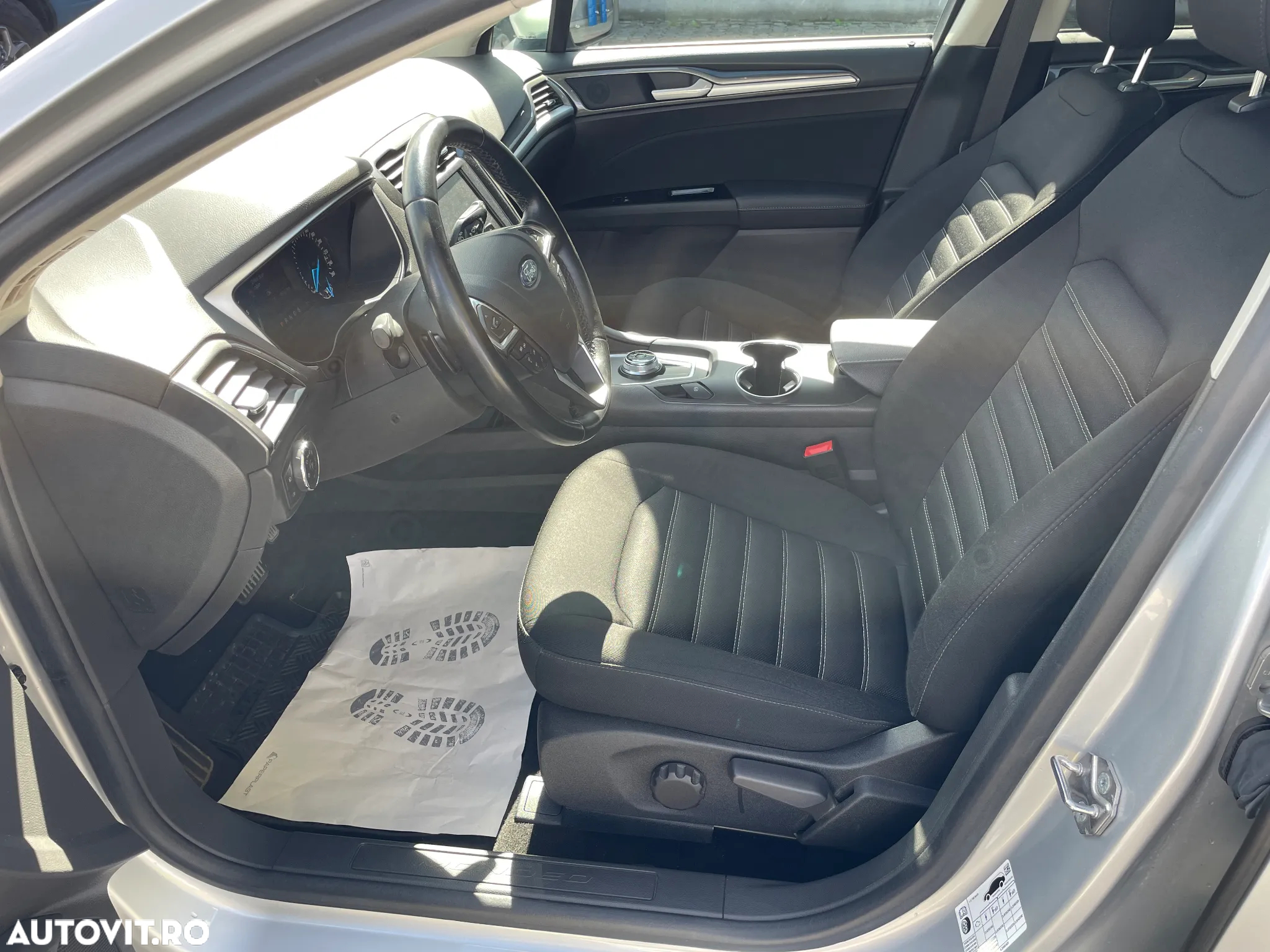 Ford Mondeo 2.0 TDCi Aut. Trend - 9