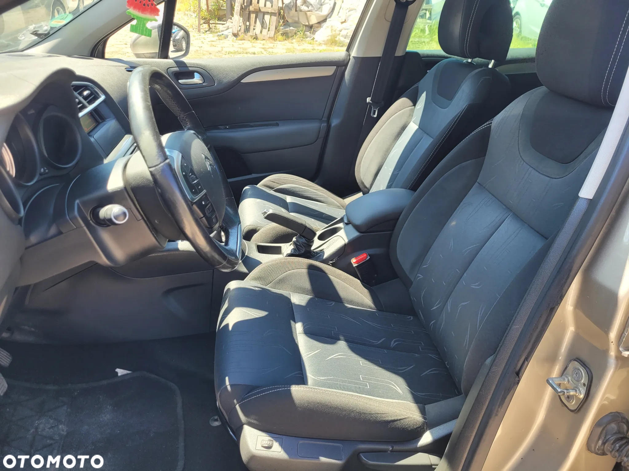 Citroën C4 1.6 HDi Exclusive - 11