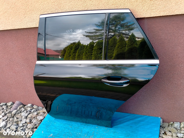 MERCEDES E Klasse W213 KOMBI / 197 / DRZWI LEWE TYLNE LEWY TYŁ / ORYGINAŁ / KOMPLETNE
