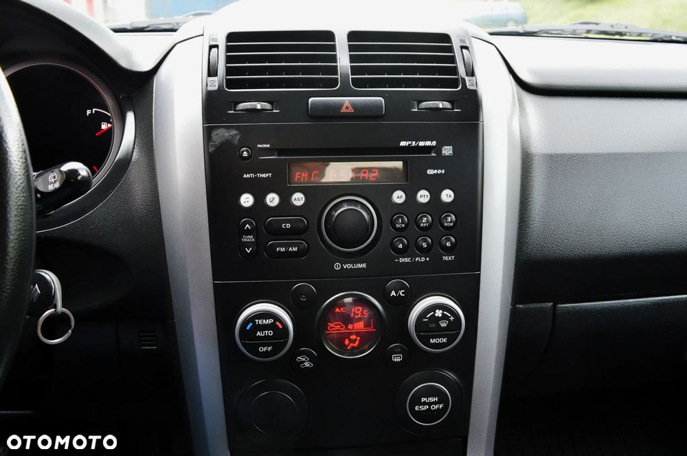 Suzuki Grand Vitara 1.6 Comfort EU5 - 17