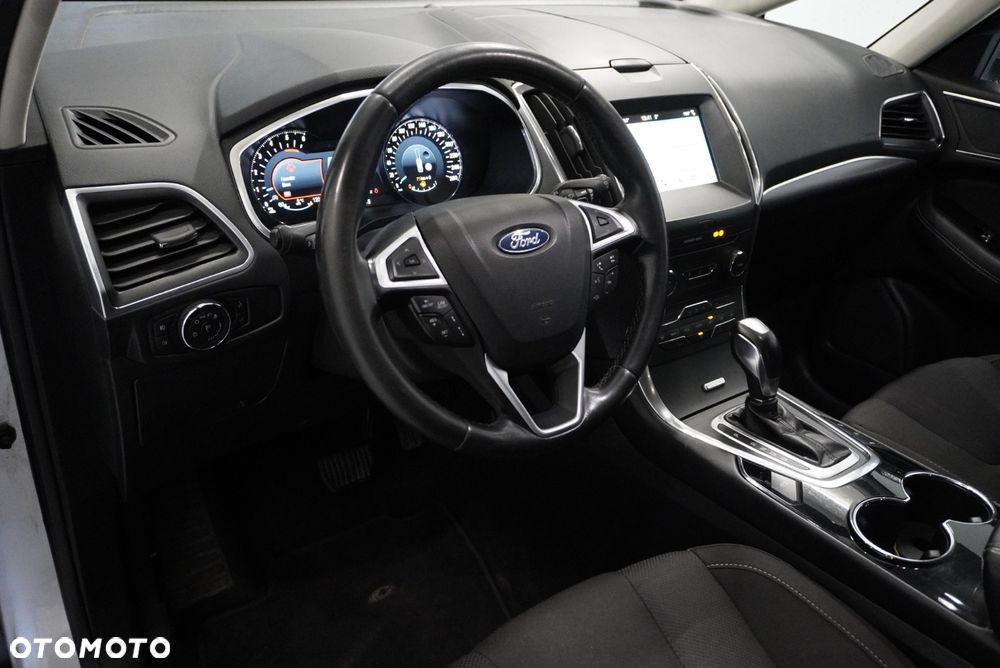 Ford S-Max 2.0 TDCi Titanium PowerShift - 21