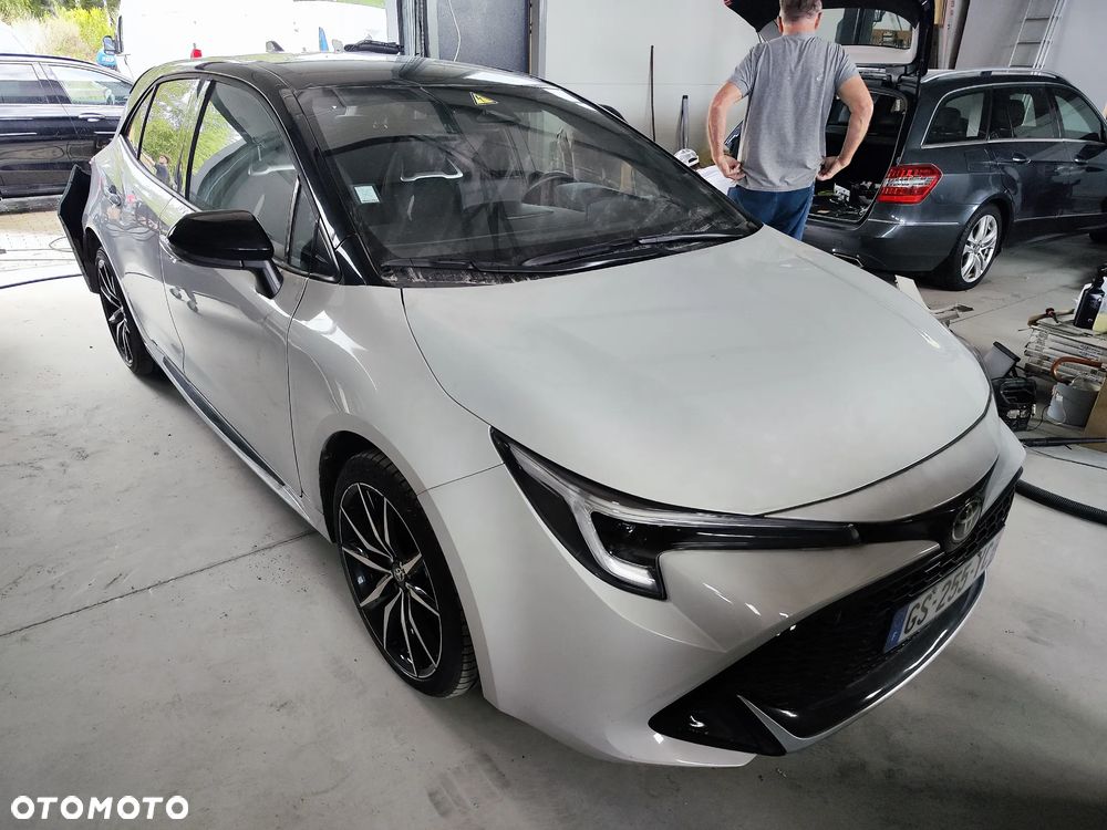 Toyota Corolla 2.0 Hybrid GR Sport - 2