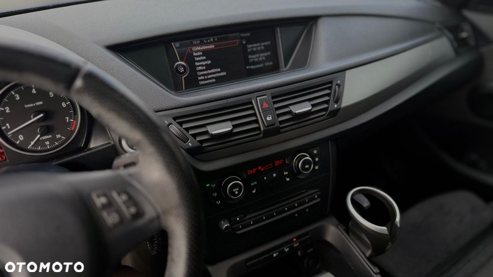 BMW X1 xDrive28i - 28