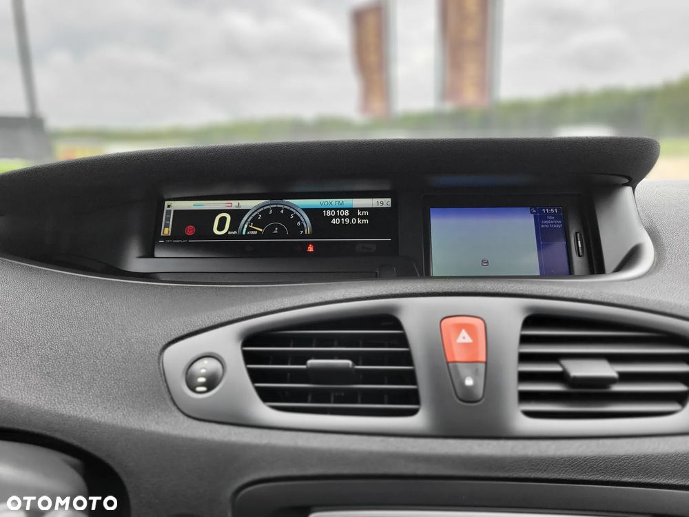 Renault Scenic 1.6 16V 110 Expression - 13