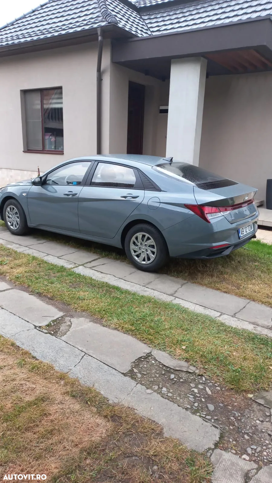 Hyundai Elantra 1.6 l 123 CP CVT Comfort - 2