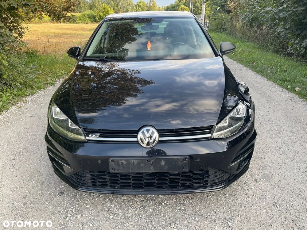 Volkswagen Golf - 2