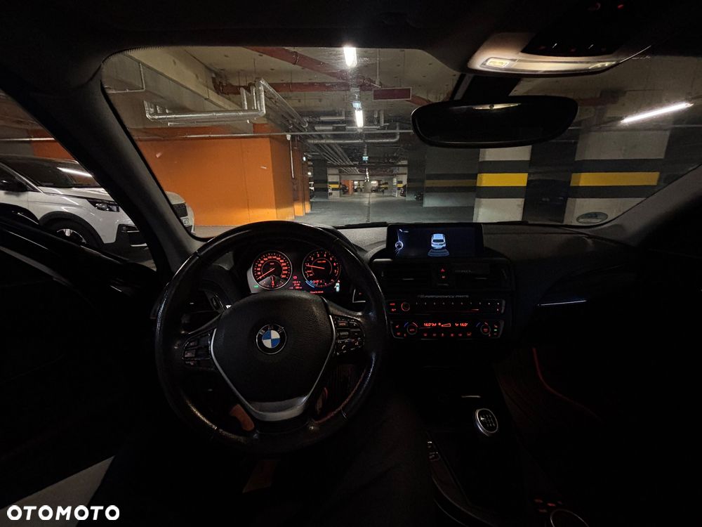BMW Seria 1 116i Sport Line - 11