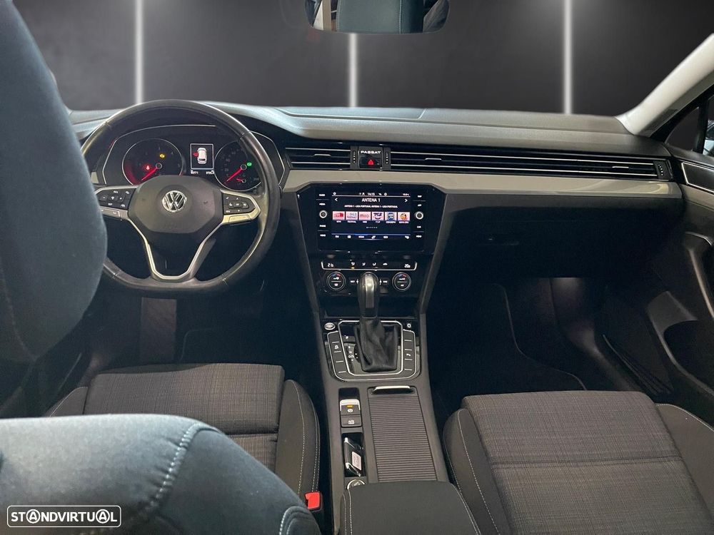 VW Passat Variant 1.6 TDI Confortline DSG - 8