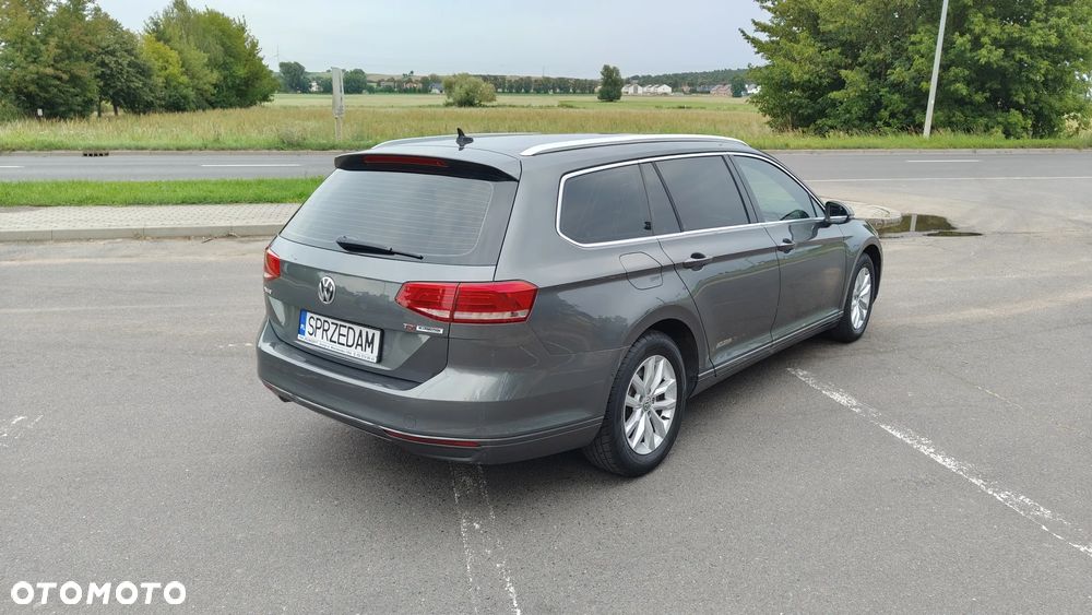 Volkswagen Passat 1.6 TDI (BlueMotion Technology) DSG Comfortline - 6