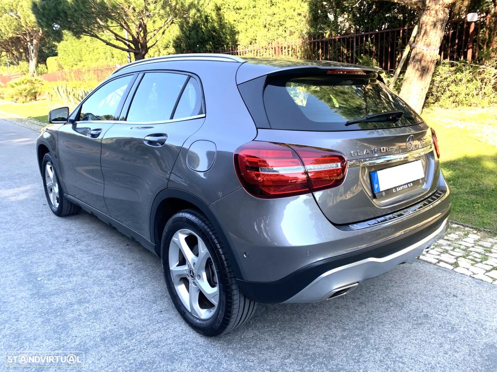 Mercedes-Benz GLA 180 d Urban - 22