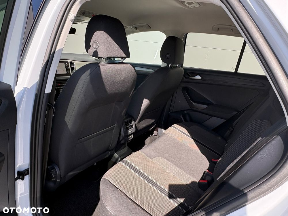 Volkswagen T-Roc 1.5 TSI Life DSG - 23
