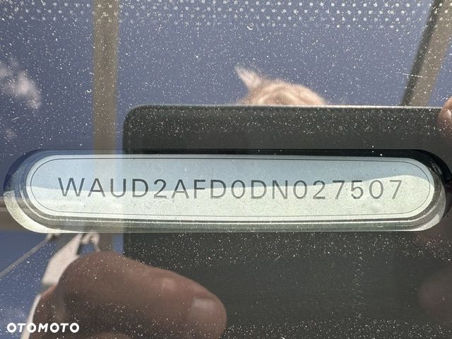 Audi S8 - 38
