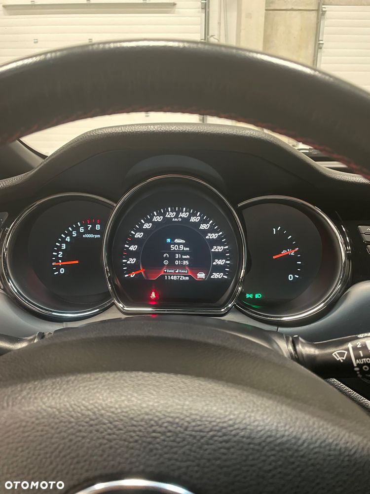 Kia ProCeed 1.6 T-GDI GT XL - 27