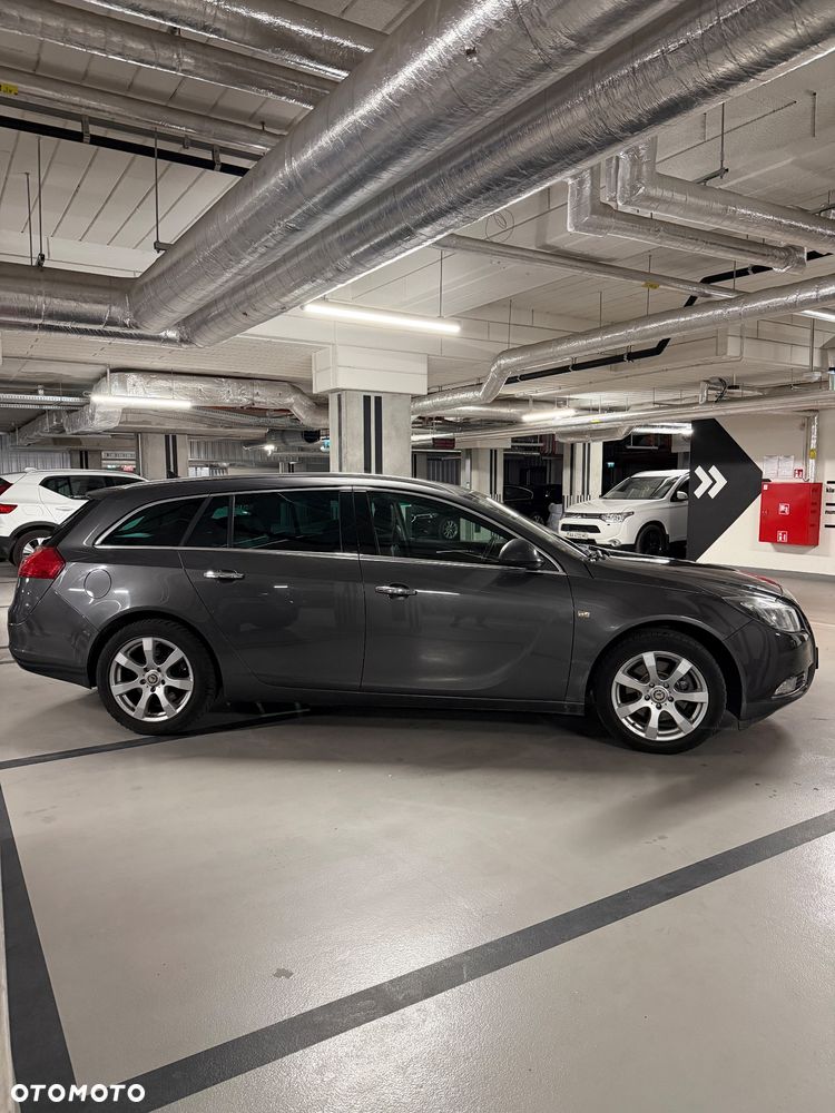 Opel Insignia 2.0 T Cosmo - 4