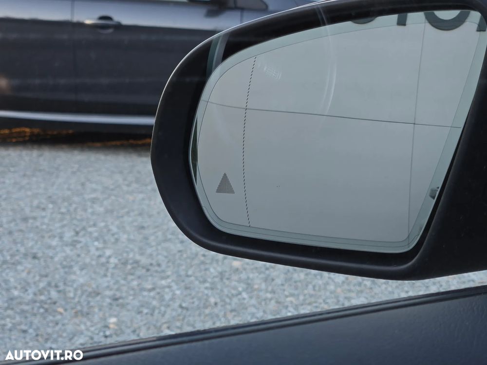 Mercedes-Benz GLC 300 e 4Matic 9G-TRONIC Edition AMG Line - 33