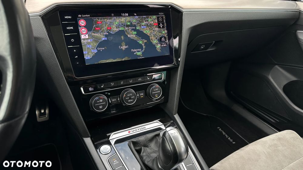 Volkswagen Passat Variant 2.0 TDI Bi-Turbo BMT 4Mot Highline DSG - 37