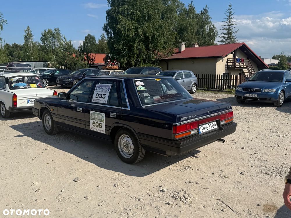 Nissan Laurel 2.8 GL D - 31