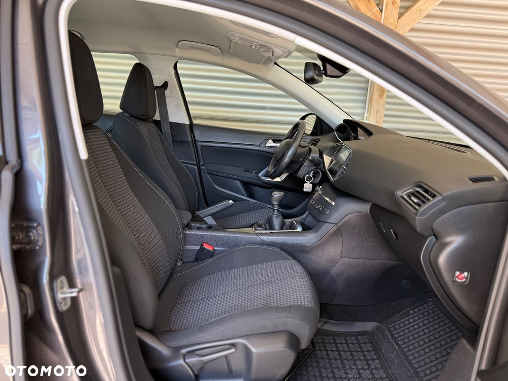 Peugeot 308 1.2 PureTech GPF Business Line S&S - 31
