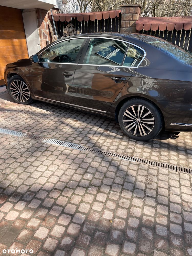 Volkswagen Passat 2.0 TDI Comfortline DSG - 26