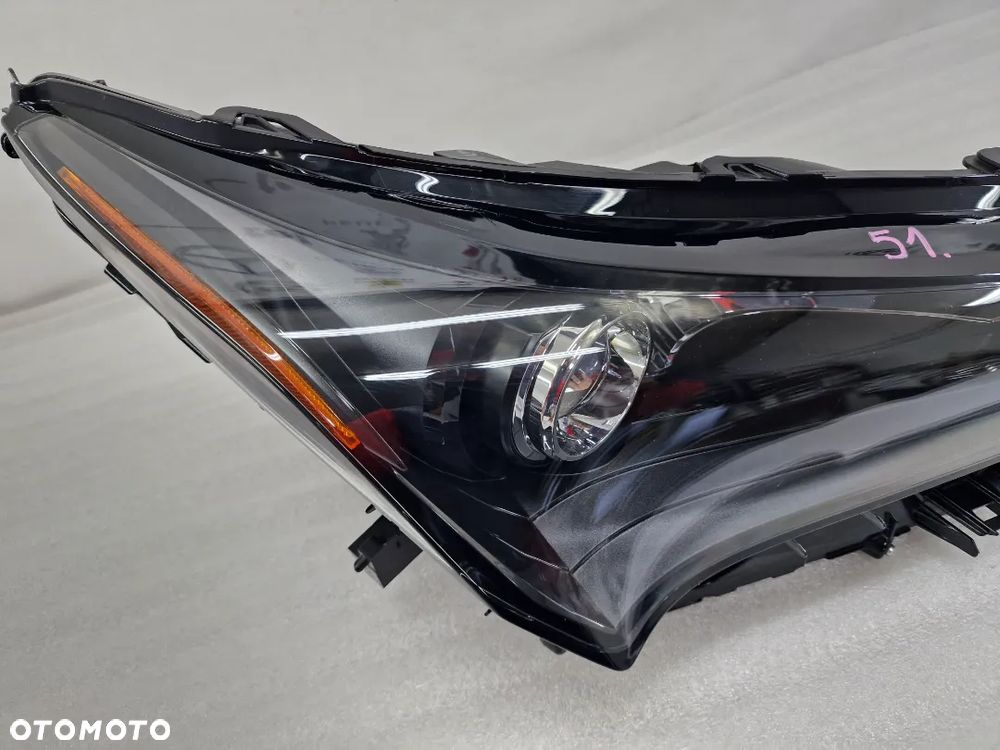 LEXUS NX 14- XENON PRAWY PRAWA LAMPA PRZEDNIA PRZÓD , NR AUKCJI LL51 - 4