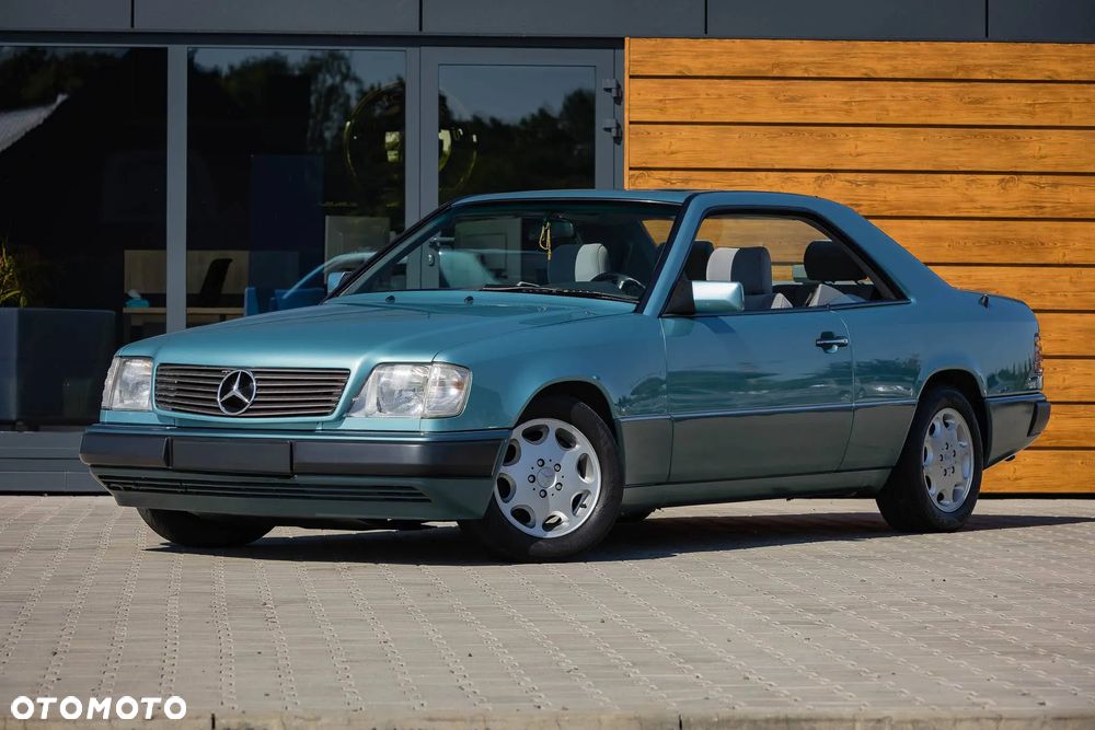 Mercedes-Benz W124 (1984-1993) - 38