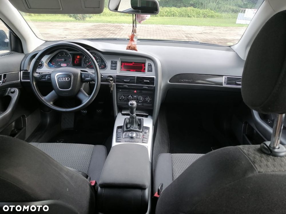 Audi A6 Avant - 14