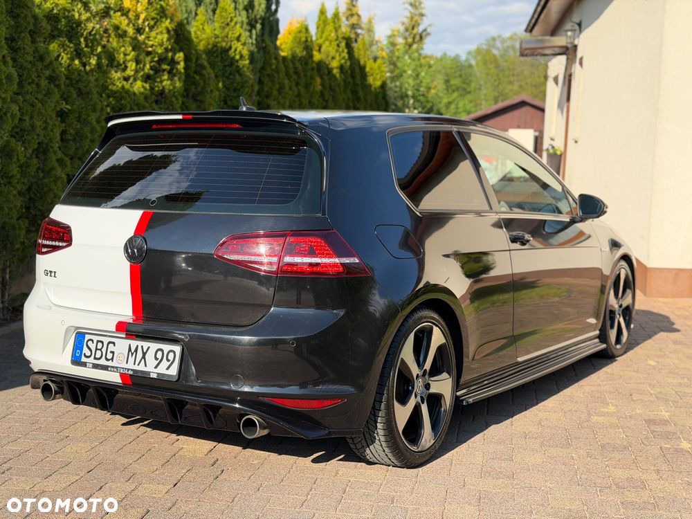 Volkswagen Golf GTI BlueMotion Technology - 37