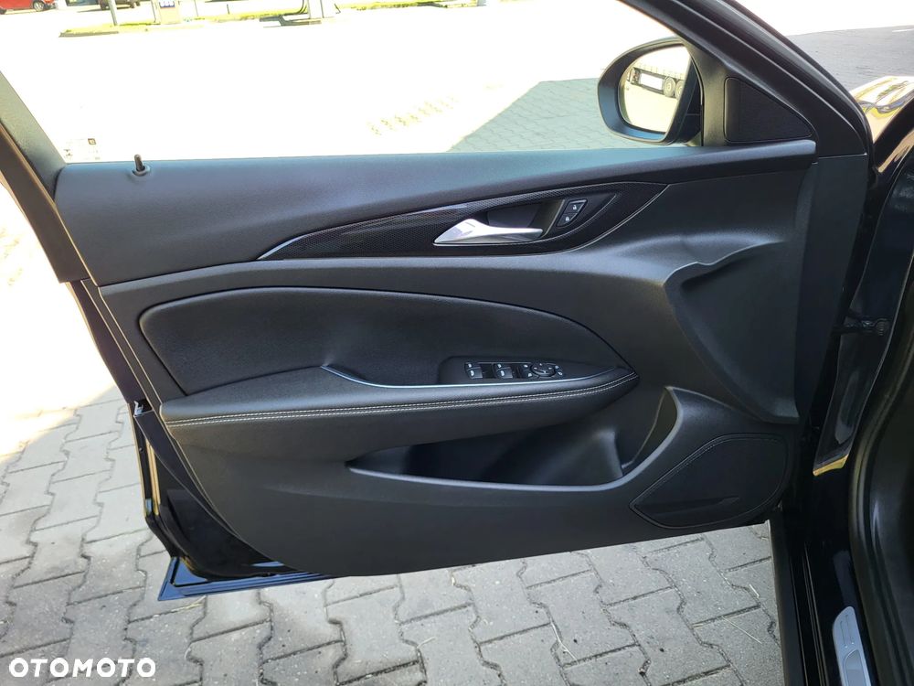 Opel Insignia 1.6 Innovation - 18