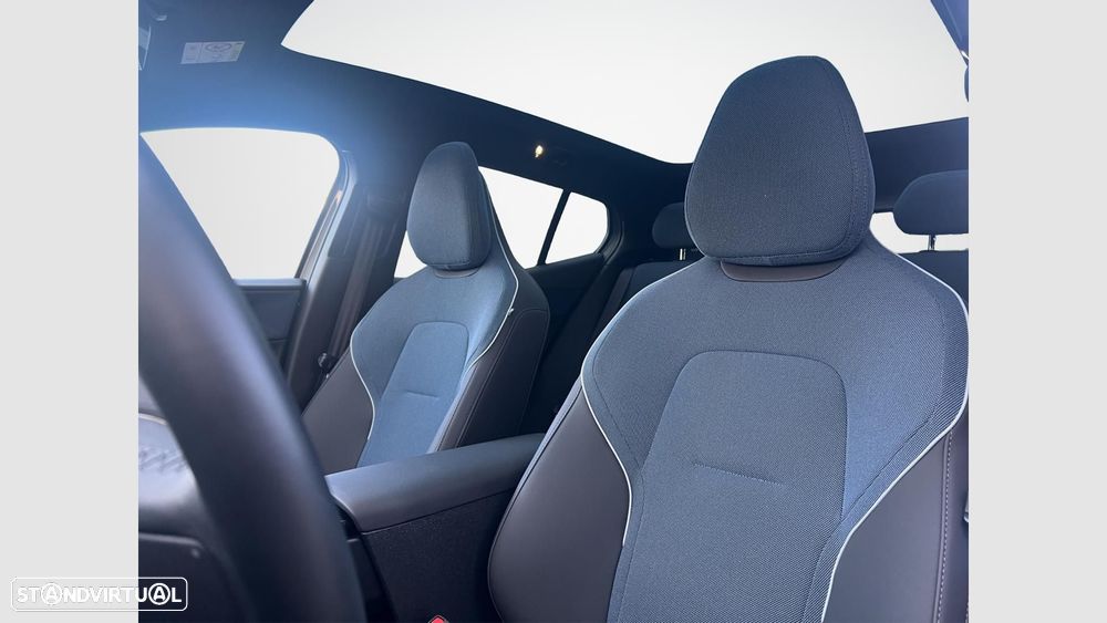 Volvo EX30 69 kWh Twin Motor Ultra - 10