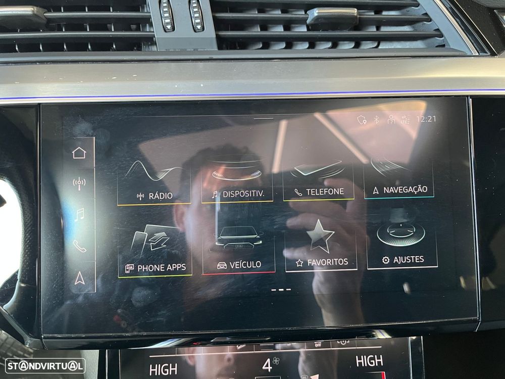 Audi e-tron Sportback 55 quattro S line - 42