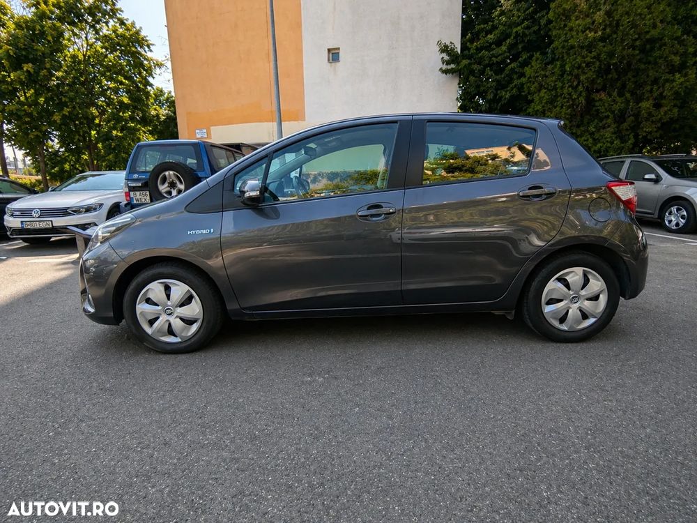 Toyota Yaris - 4