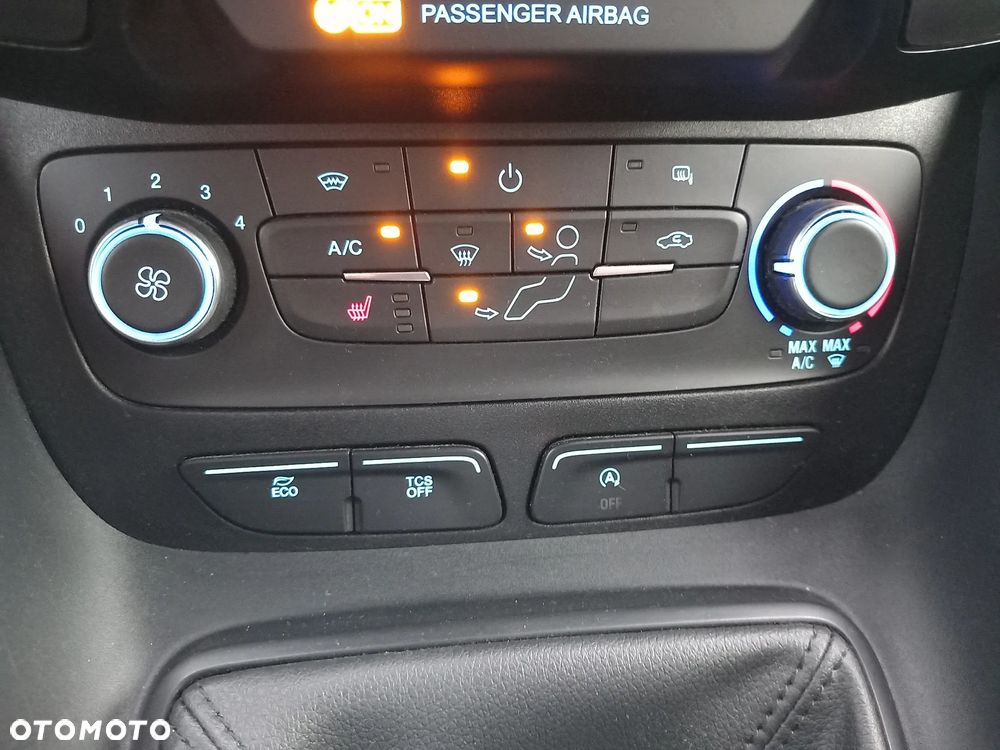 Ford Transit Connect - 21