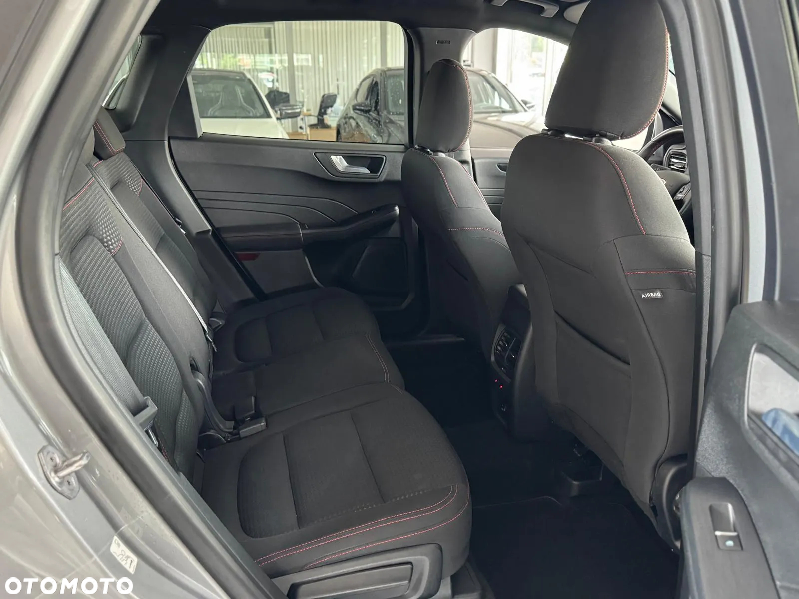 Ford Kuga - 35