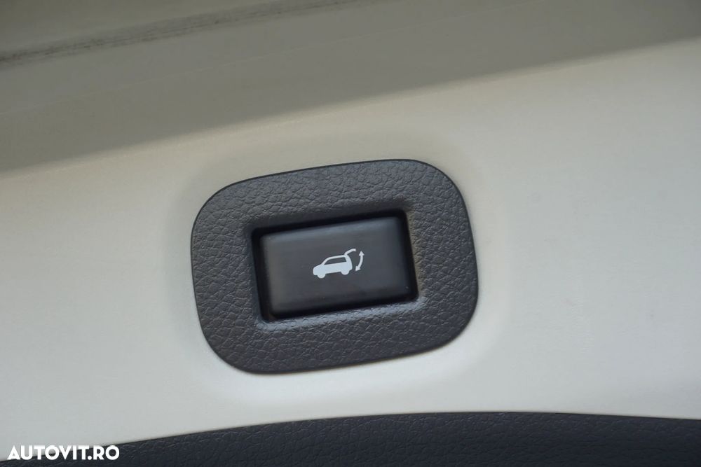 Nissan X-Trail 1.6 dCi ALL-MODE 4x4i Tekna - 17