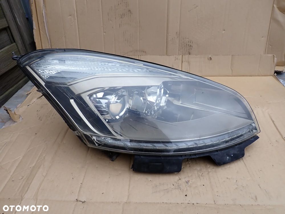 CITROEN C4 PICASSO LAMPA PRAWY PRZÓD XENON - 1