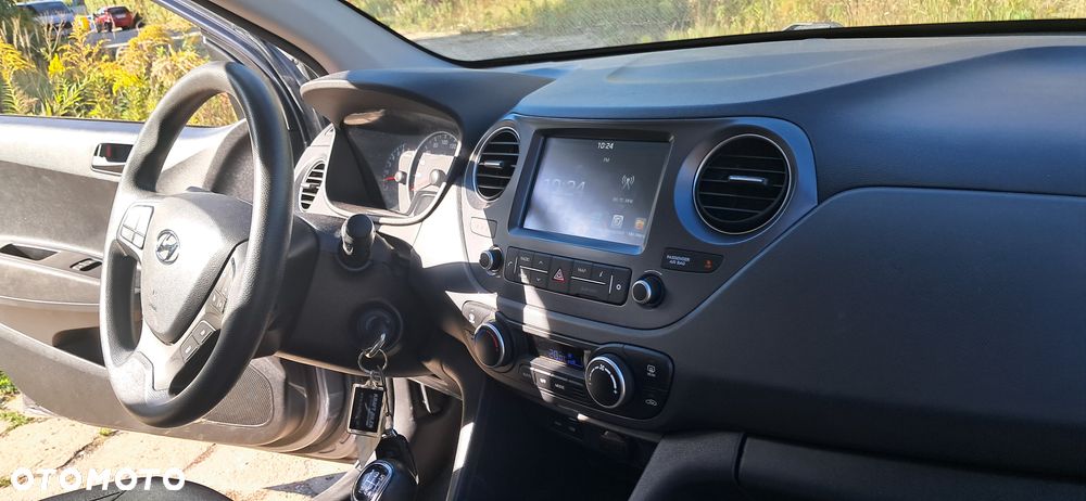 Hyundai i10 1.0 Premium - 24