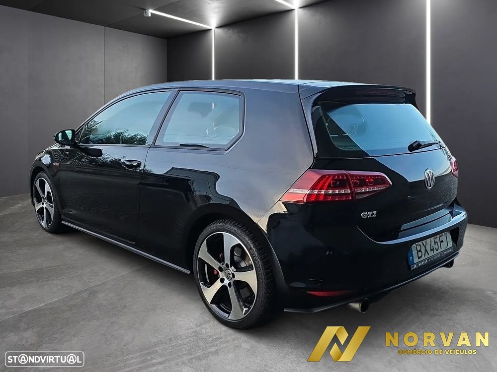 VW Golf 2.0 TSi GTi - 4