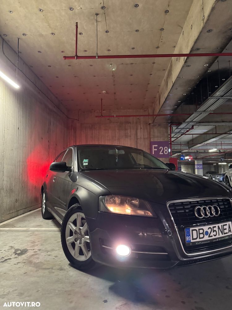 Audi A3 Sportback 2.0 TDI Ambiente - 10
