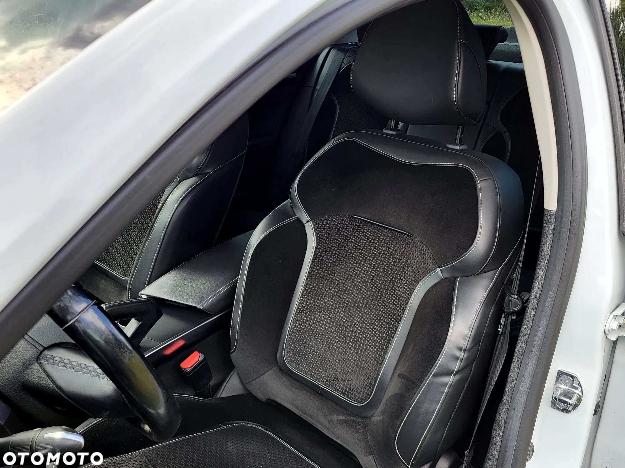 Renault Megane 1.6 SCe Intens - 16