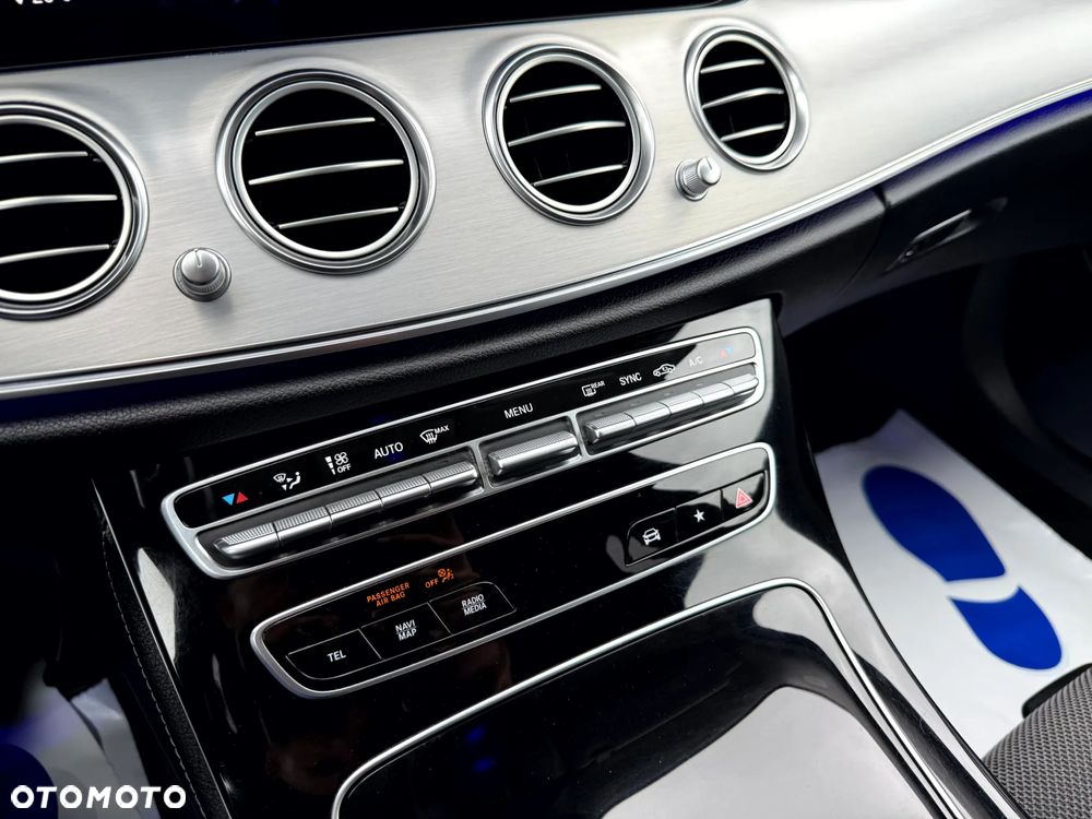 Mercedes-Benz Klasa E 220 d 9G-TRONIC Avantgarde - 24