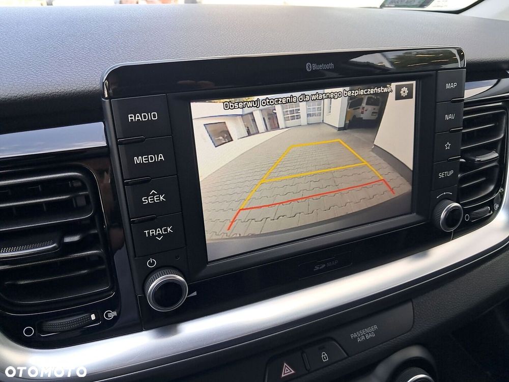 Kia Stonic - 24