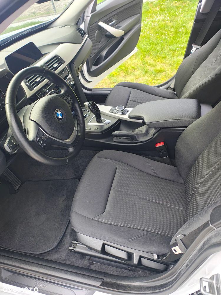 BMW 3GT 318d Advantage - 18